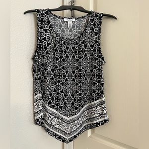 White House Black market black and white sleeveless shirt. Great used condition!